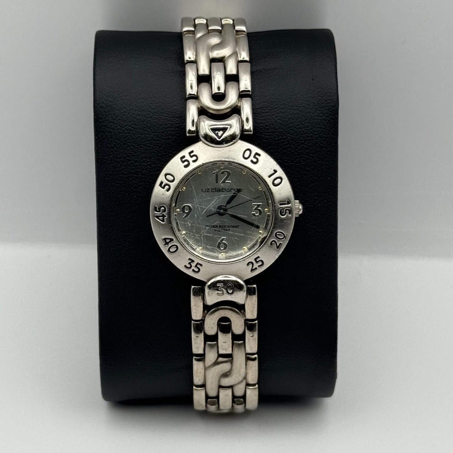 Liz Claiborne Ladies Quartz Watch Silver Tone Bracelet Japan Working 26mm