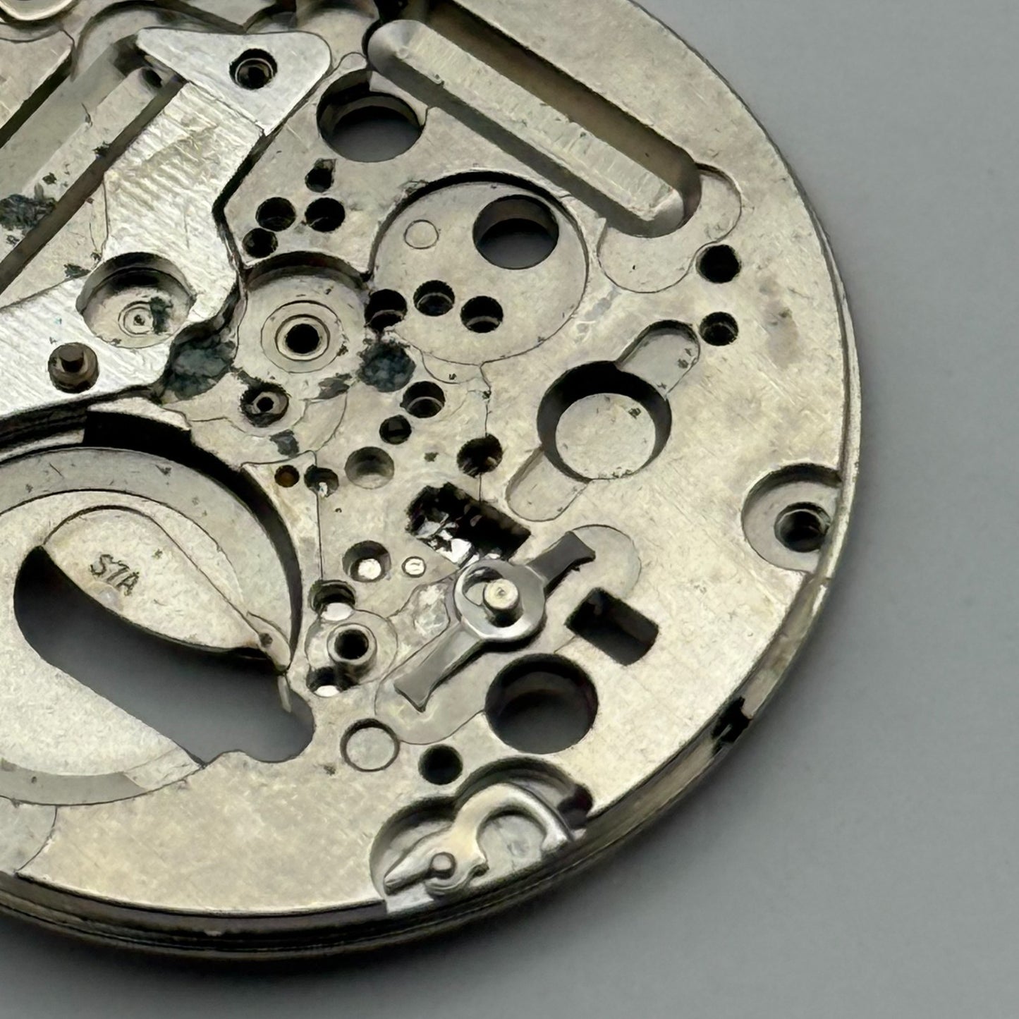 ETA 555.115 Quartz Watch Movement Vintage Swiss Parts Repair Spares 26.1mm