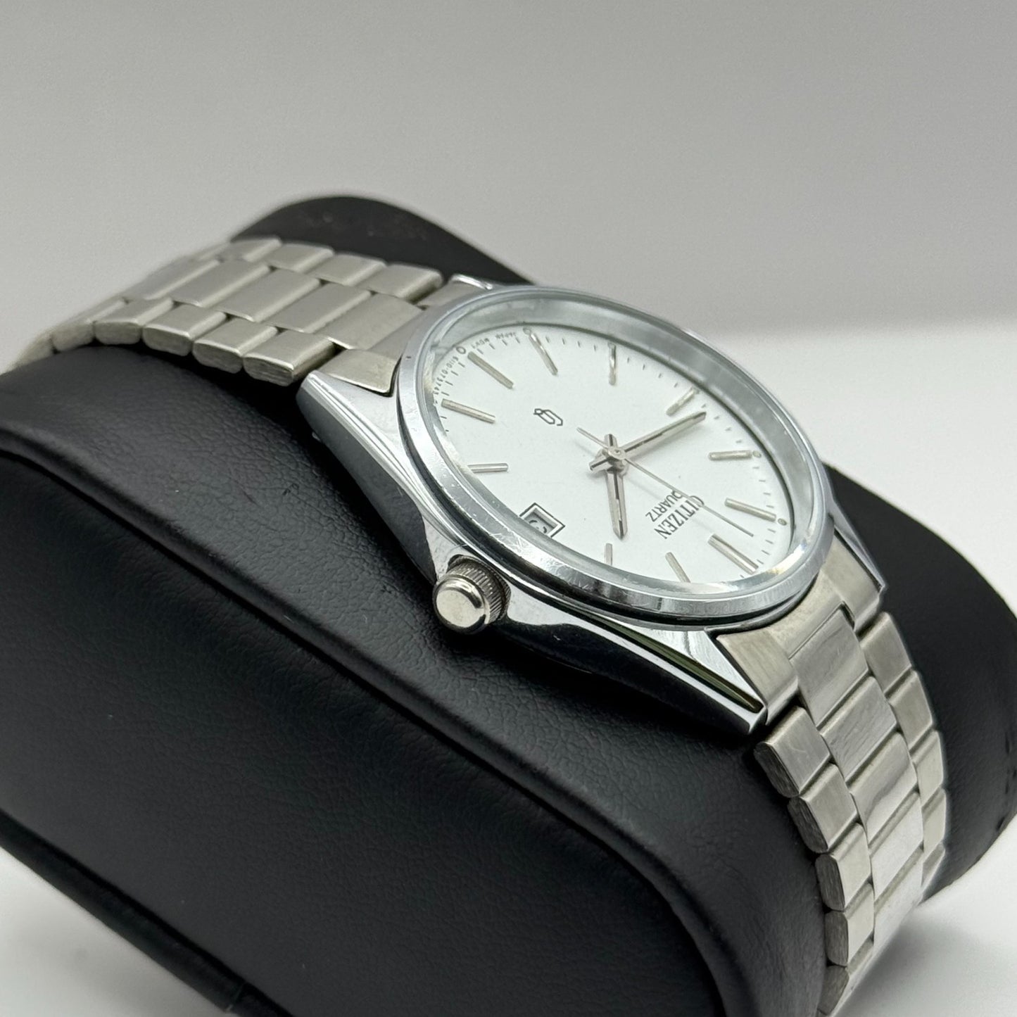 Citizen CQ Quartz Watch 6110-073185 Date Silver Tone Japan 30mm PARTS REPAIR