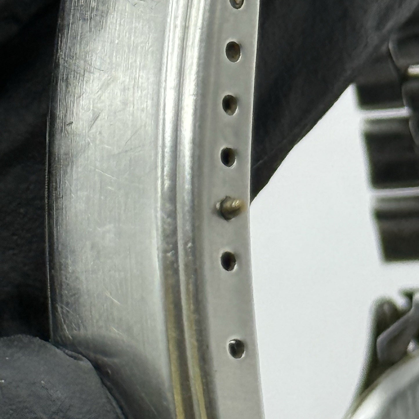 26mm Working Ladies Lorus V782-X113 Two Tone Date Dial Quartz Watch 6 Inches