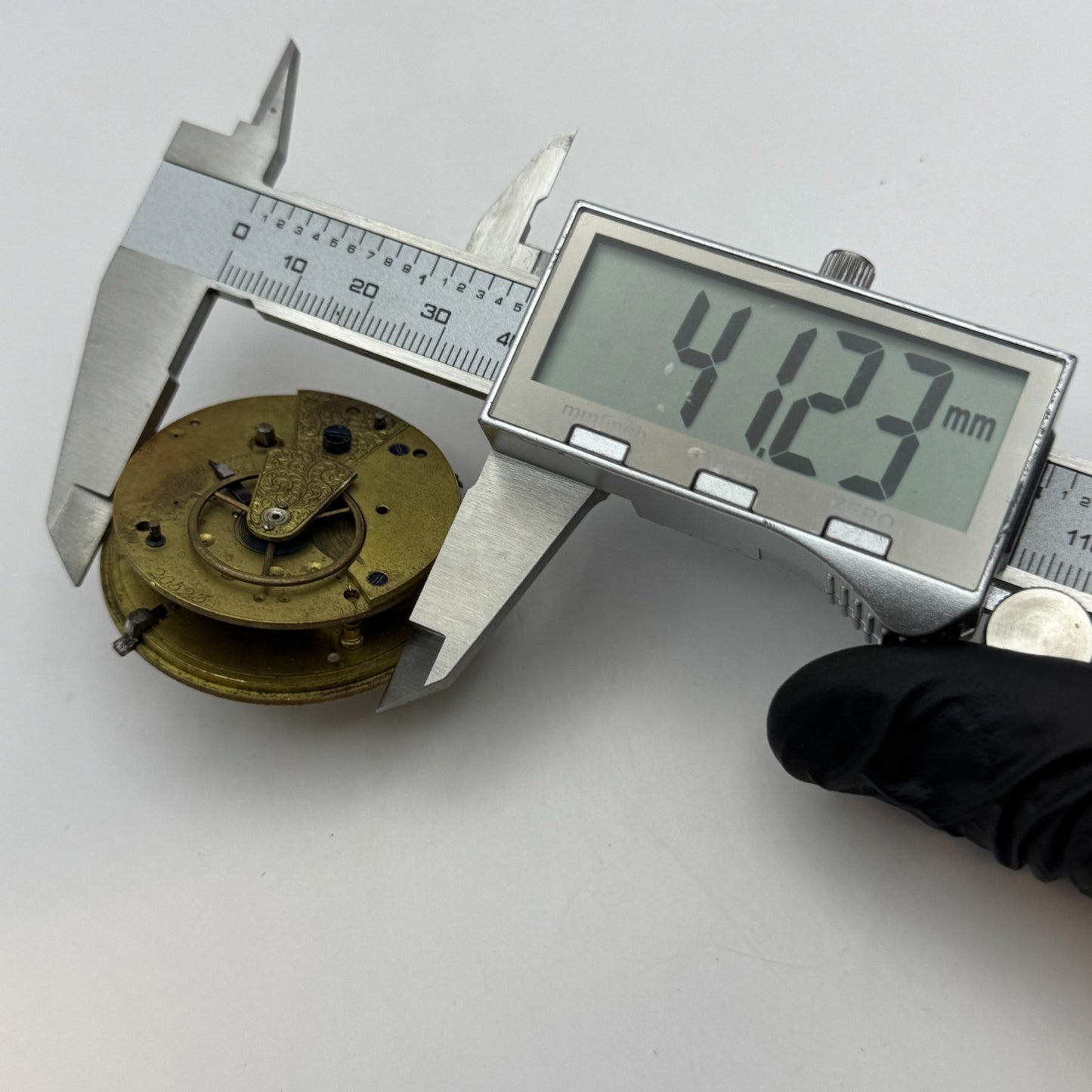 Fusee Pocket Watch Movement Antique English Key Wound Parts Repair Spares 46.4mm