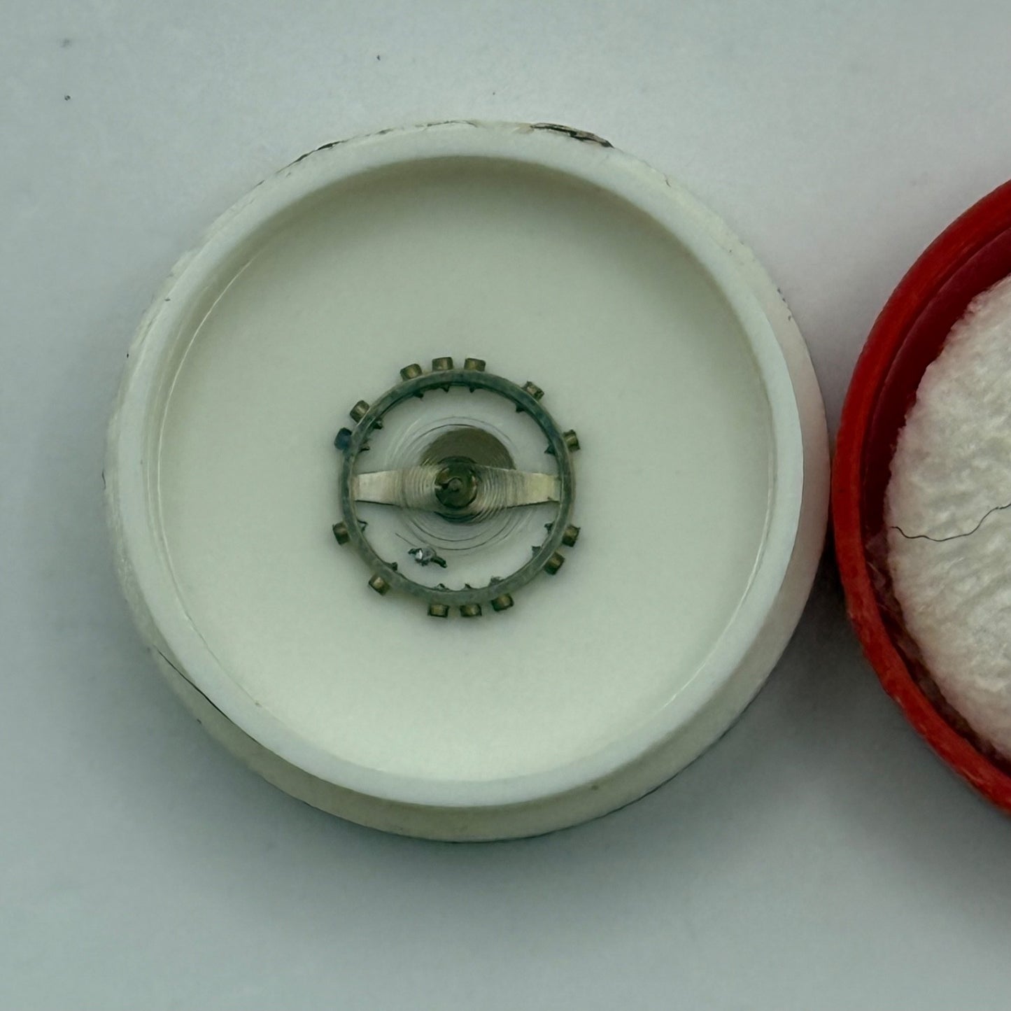 AS 976 1012 Balance Wheel Complete And Spring 29 M Watch Movement Parts NOS 