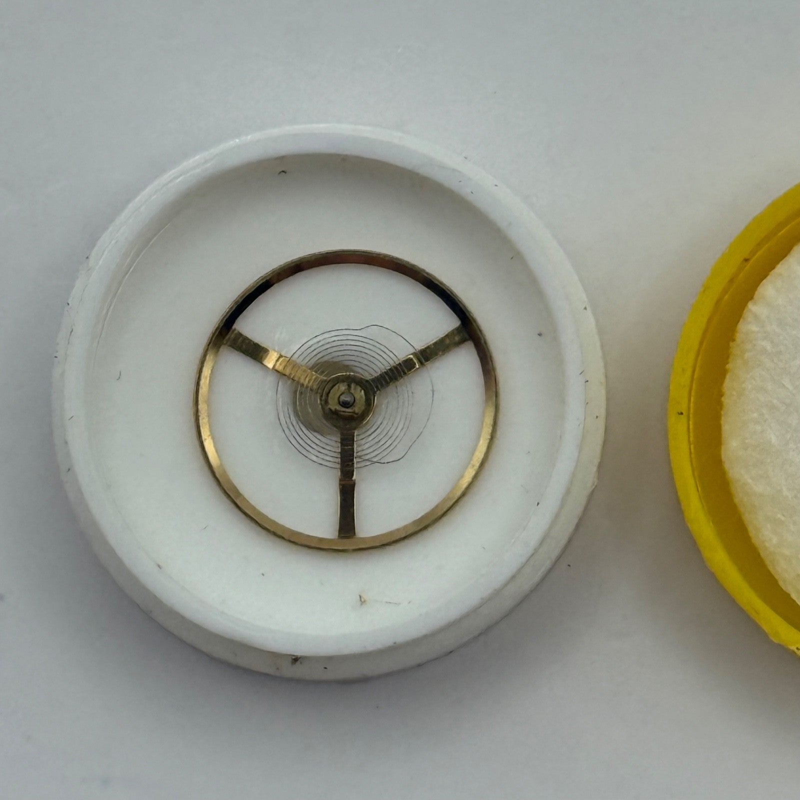 c.603 Balance Wheel Complete And Spring 10 1/2''' Watch Movement Parts NOS 