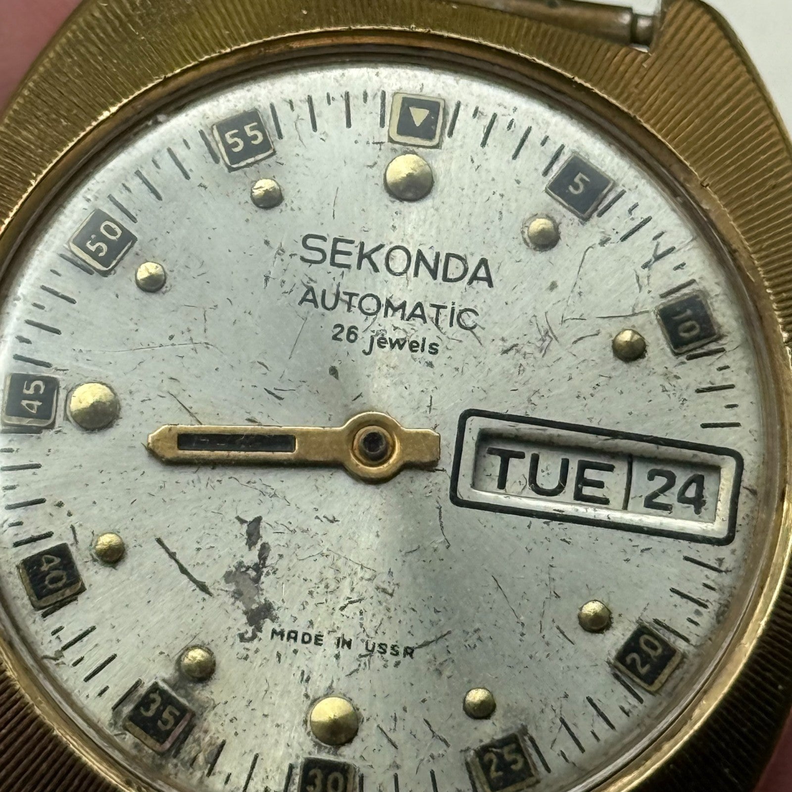 37mm Men's Vintage Sekonda USSR AU10 Automatic 26 Jewels Date Watch PARTS REPAIR