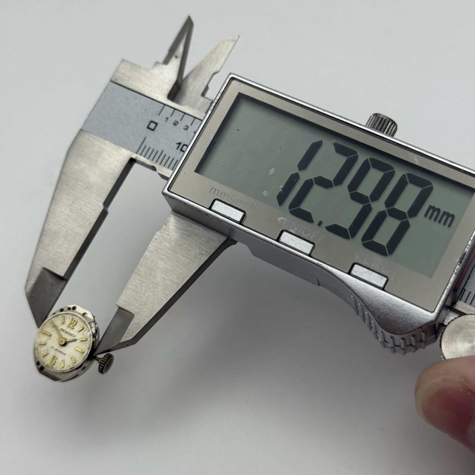 12.9mm Running Vintage Regency AS 1677 Manual Wind Swiss Watch Movement REPAIR