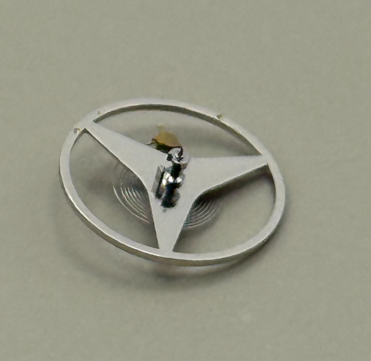 BRAC 2100 Balance Wheel Complete And Spring 9¼’’’  1852 M Watch Movement Parts 