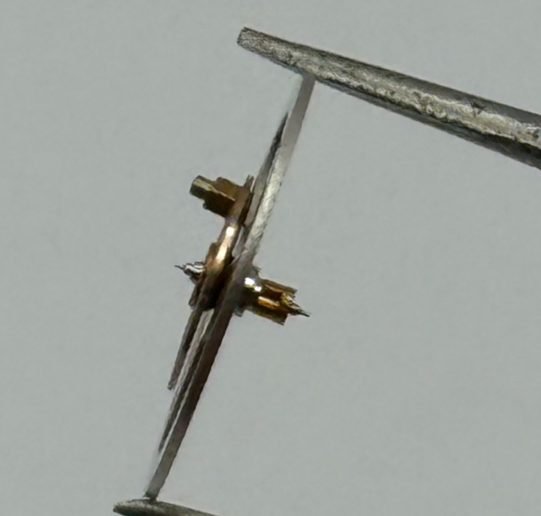 EB 8800 Balance Wheel Complete And Spring 12’’’ 1309 Watch Movement Parts NOS