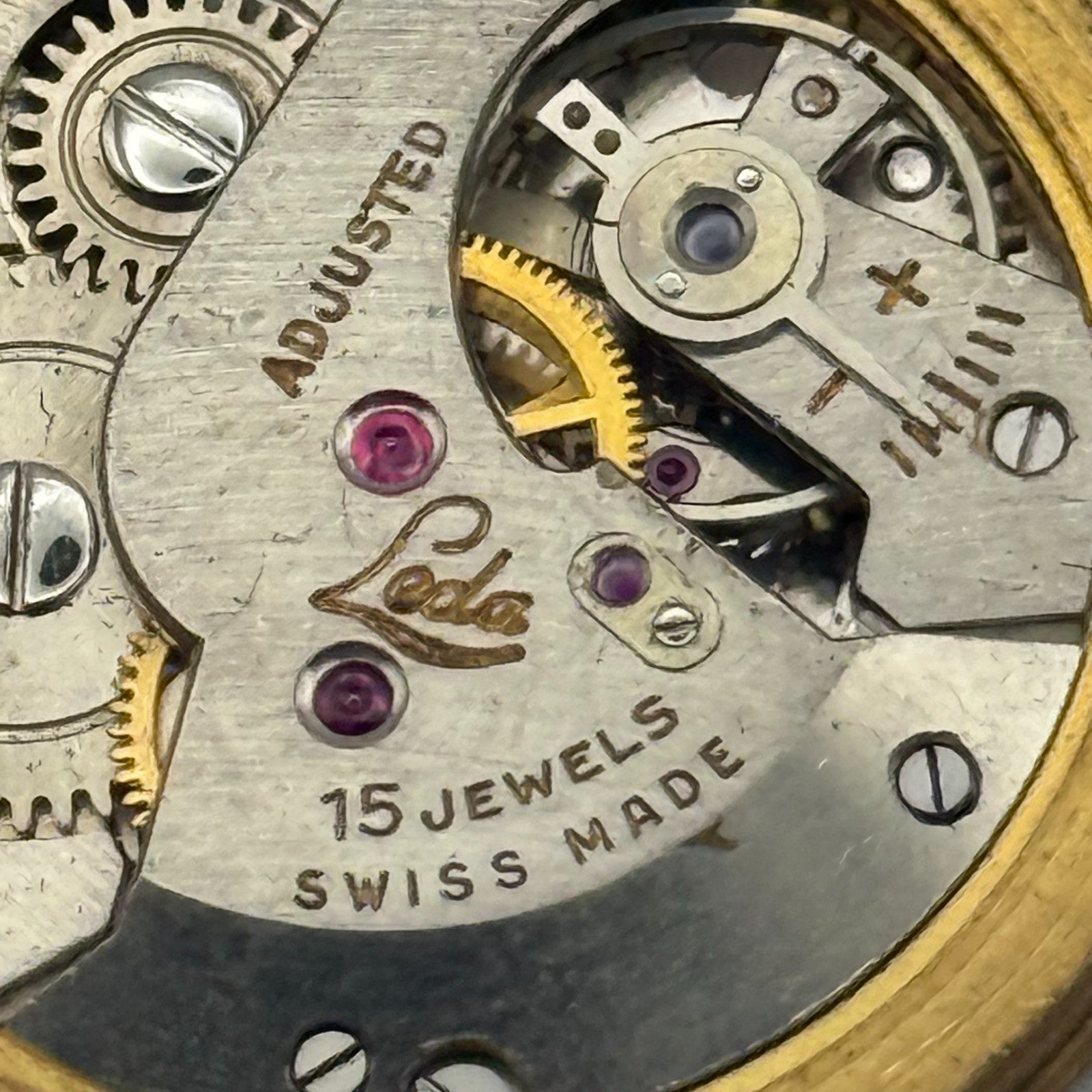 Loda Watch Movement Manual Wind Vintage Swiss 15 Jewels Parts Repair Spares 29mm