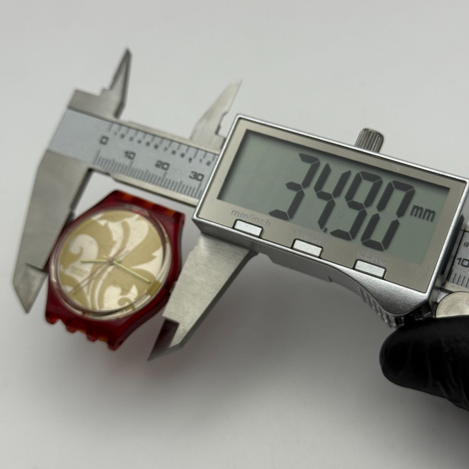 33mm Vintage 1990 Swatch GR106 Louis Watch UNTESTED PARTS REPAIR