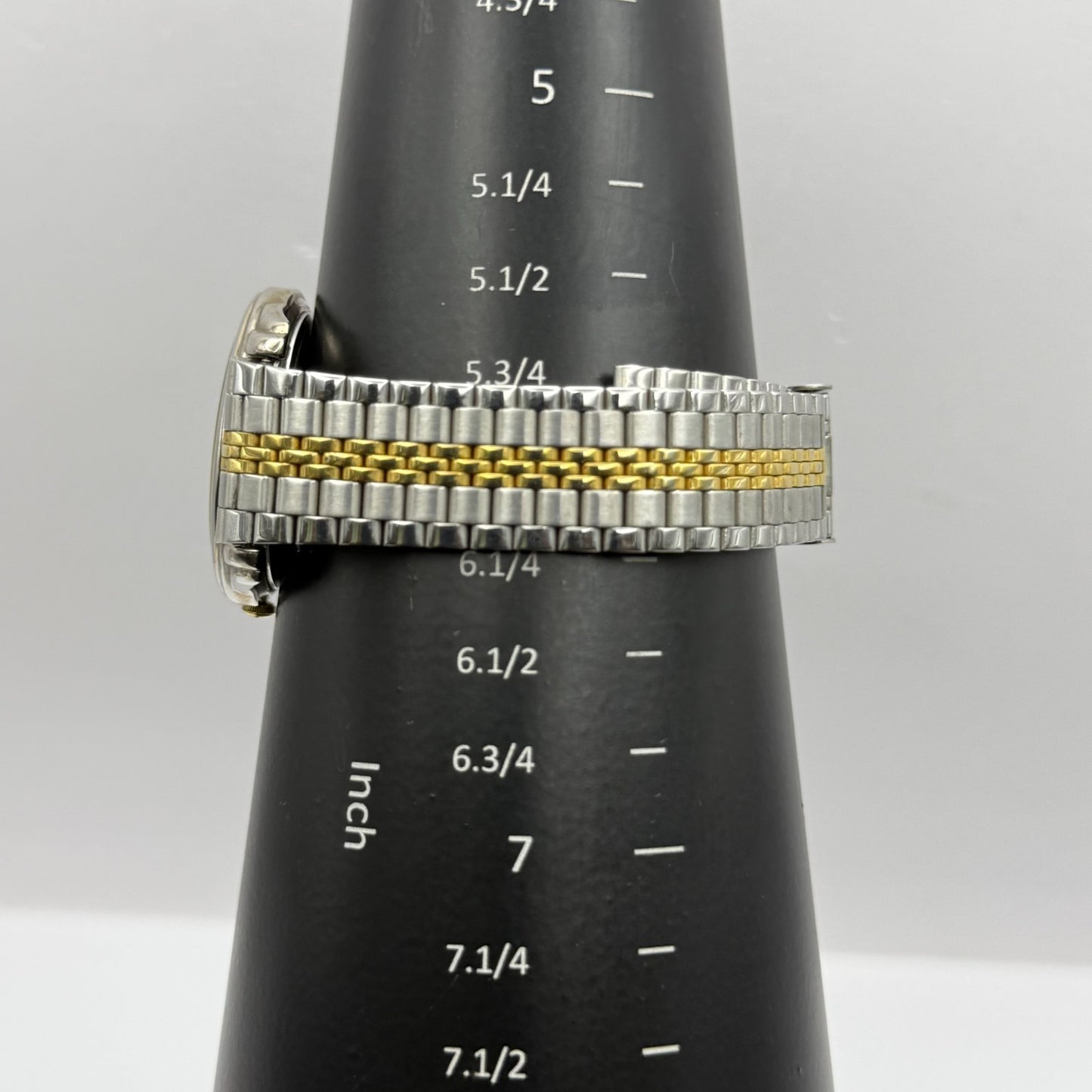 Battic Maruman Unisex Quartz Watch Two Tone Date Dial Gold Silver Working 33mm