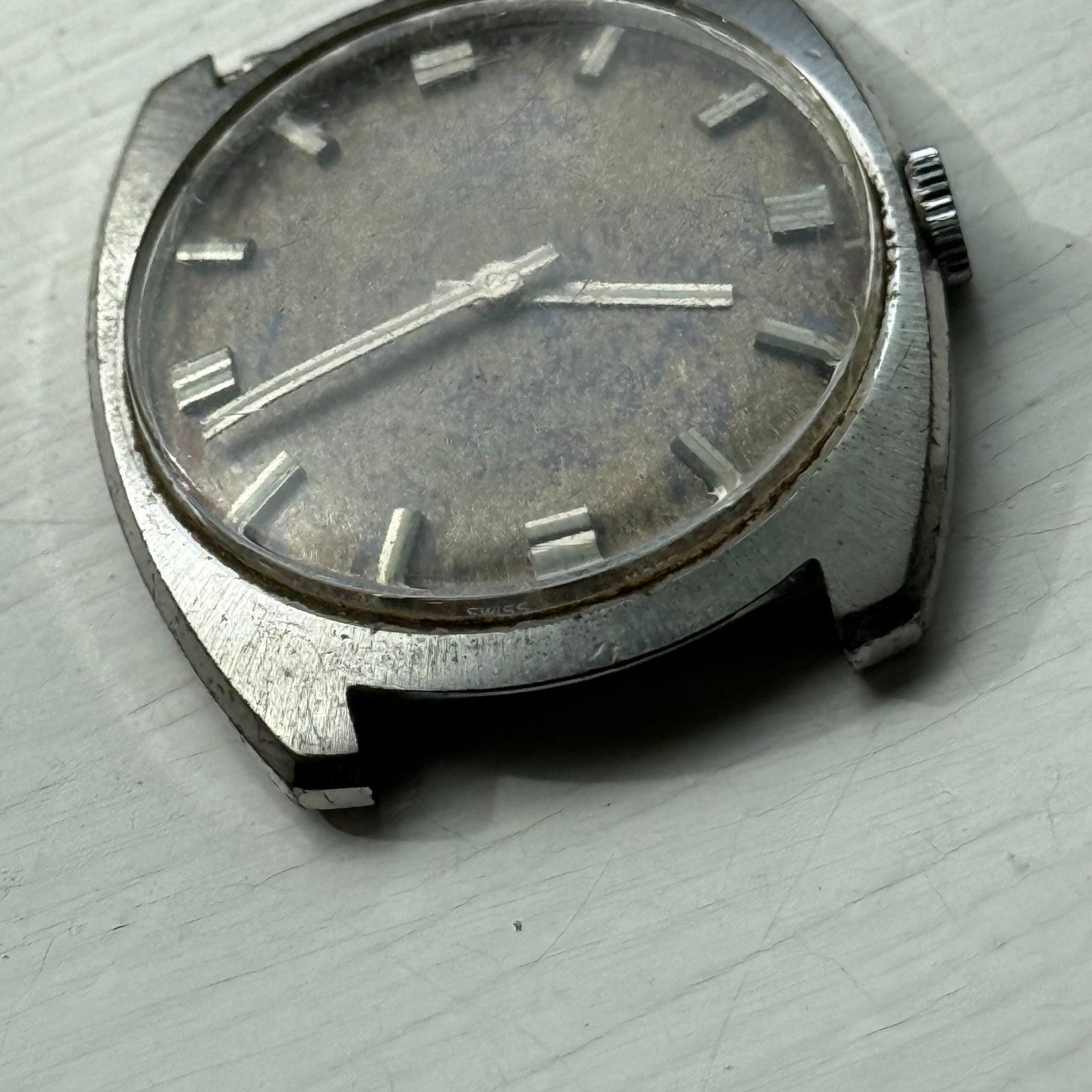 33mm Men's Vintage Peseux 7040 Rennie 17 Jewels Manual Wind Watch PARTS REPAIR