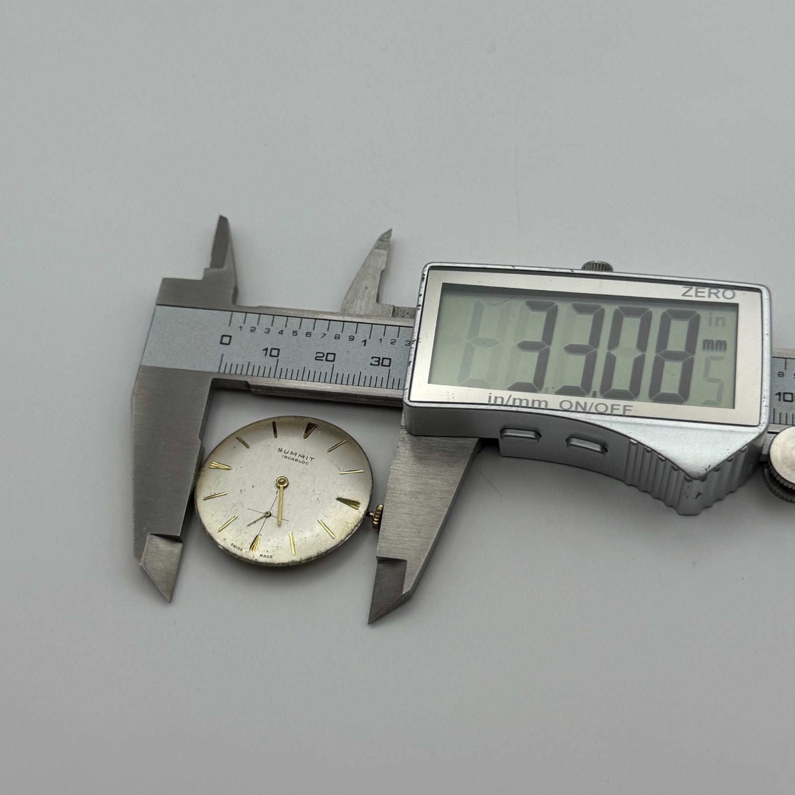 Summit AS 1525 1526 Watch Movement Running Manual Wind Vintage Parts 25.8mm