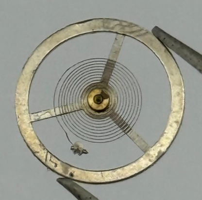 EB 1553 Balance Wheel Complete And Spring 10 1/2’’’ 466 Watch Movement Parts NOS
