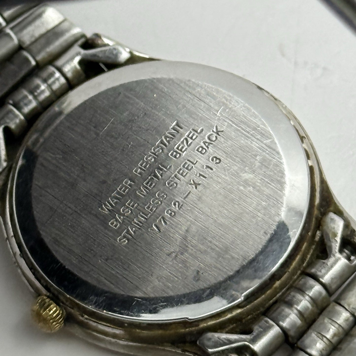 26mm Working Ladies Lorus V782-X113 Two Tone Date Dial Quartz Watch 6 Inches