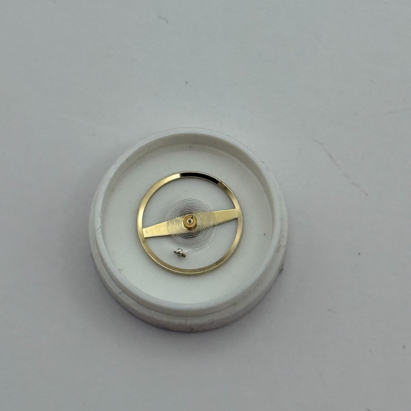 ST 1686 1786 Balance Wheel Complete And Spring  1115 M Watch Movement Parts