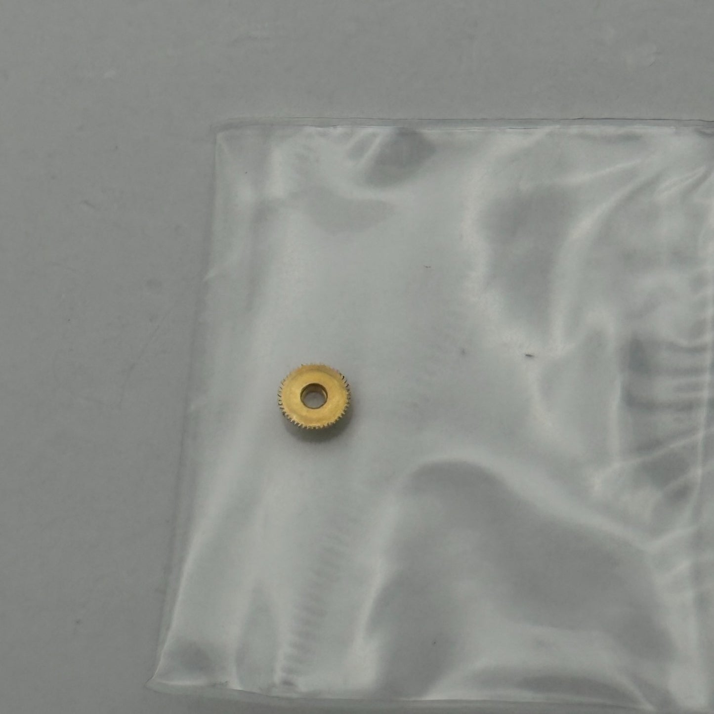 Zenith 981 Watch Movement ETA 980.003 Quartz Swiss 7 Jewel Parts Untested 15.5mm