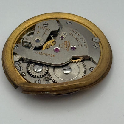 Loda Watch Movement Manual Wind Vintage Swiss 15 Jewels Parts Repair Spares 29mm