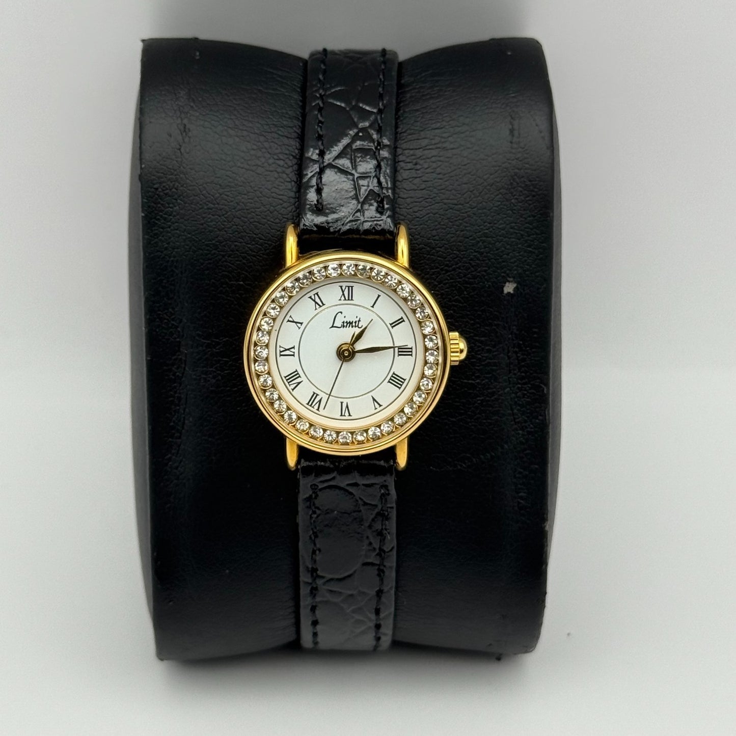 Limit Ladies Quartz Watch White Dial Crystal Accents Leather Strap Working 22mm