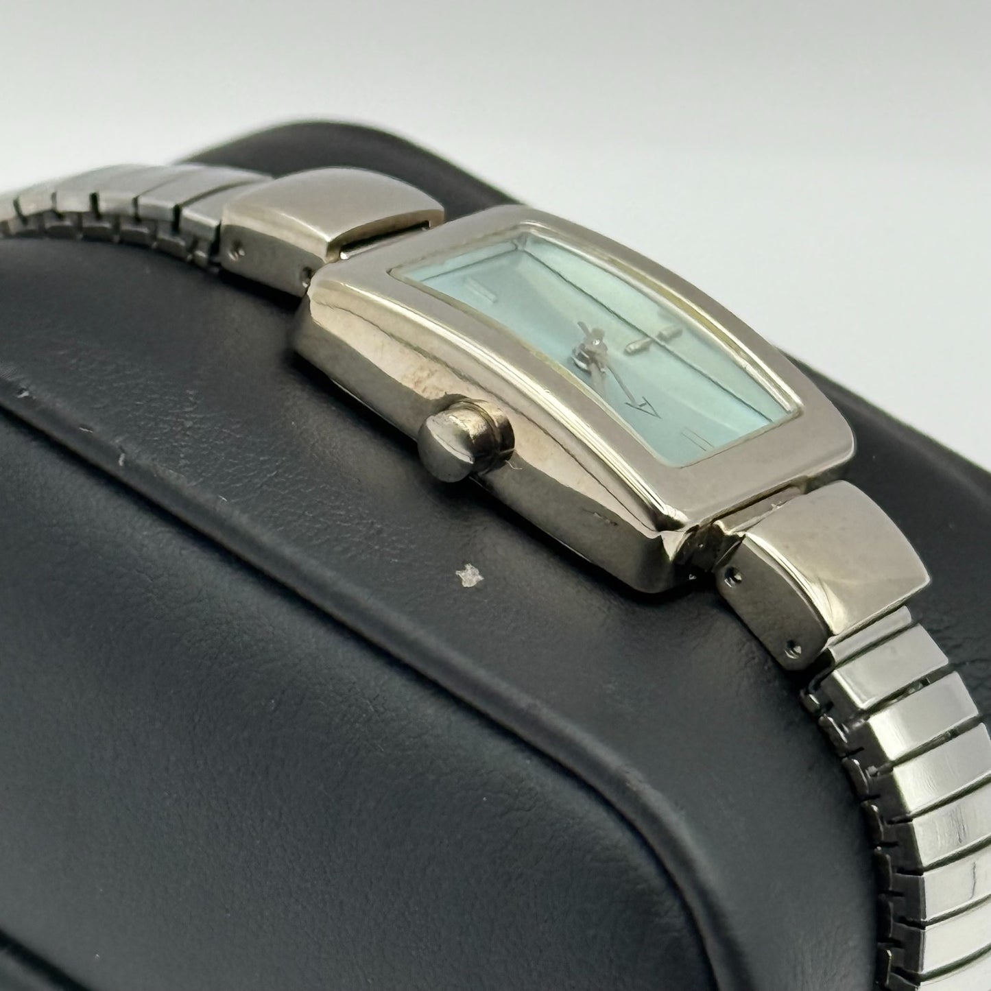 A Ladies Quartz Watch Rectangular Dial Silver Tone Stretch Band Working 19mm