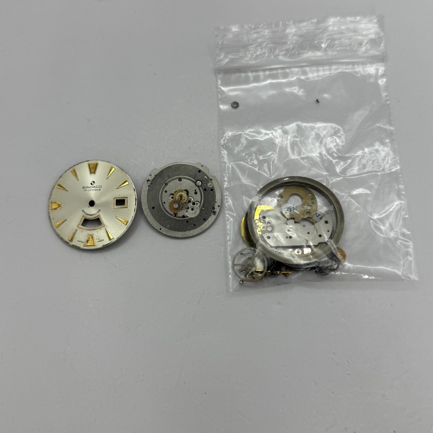 26mm Vintage Sindaco EB 8397-6 Partial Manual Wind Watch Movement PARTS REPAIR