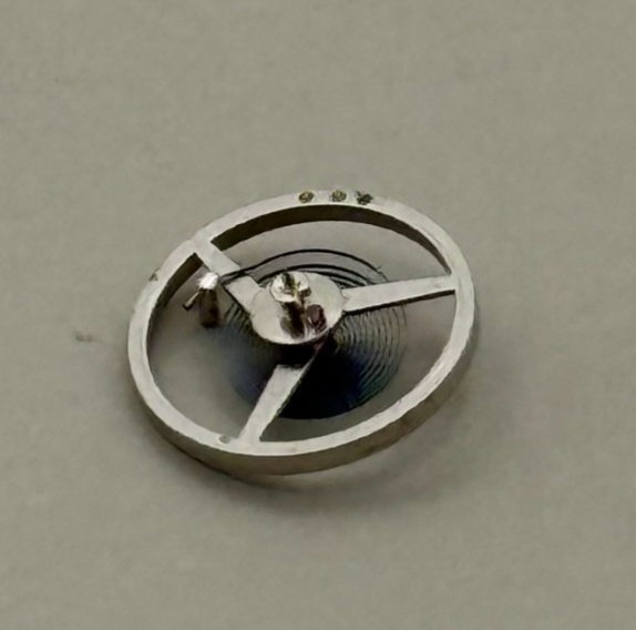 FEF 6620 Balance Wheel Complete And Spring 5½’’’ 450 M Watch Movement Parts NOS