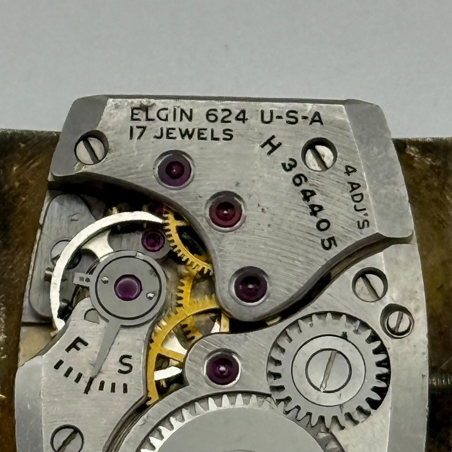 1950 Vintage 15/0s Elgin De Luxe 624 Model 2 American Watch Movement for PARTS
