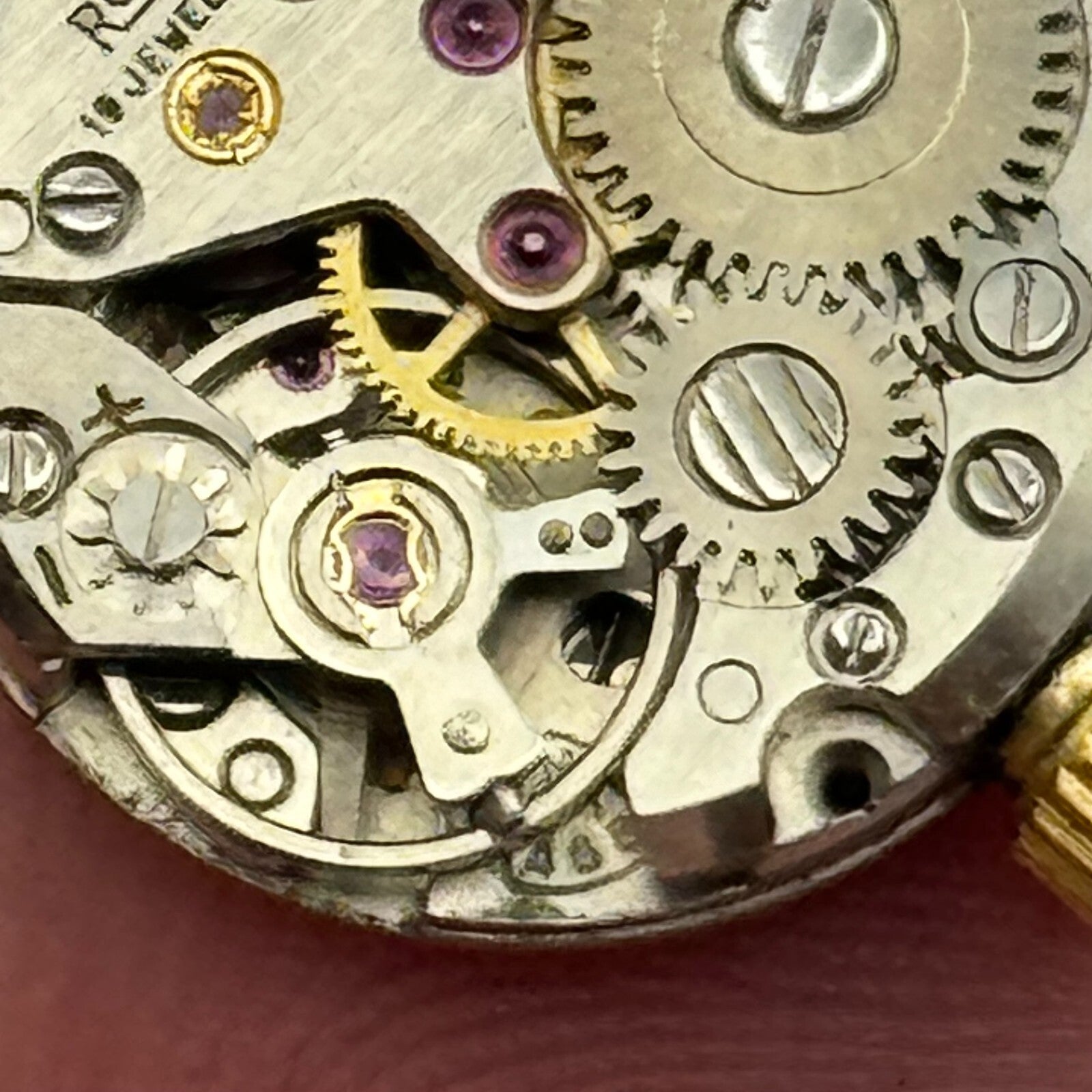 15.5mm Ladies Roamer MST 468 Manual Wind Swiss Watch Movement Vintage FOR PARTS