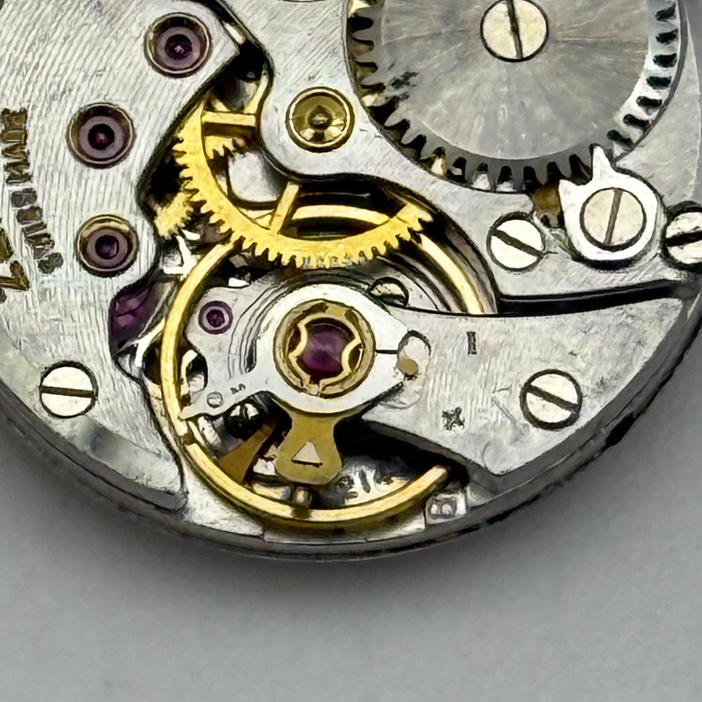 19.6mm Vintage Zenith 88 Swiss Made Manual Wind Watch Movement PARTS REPAIR