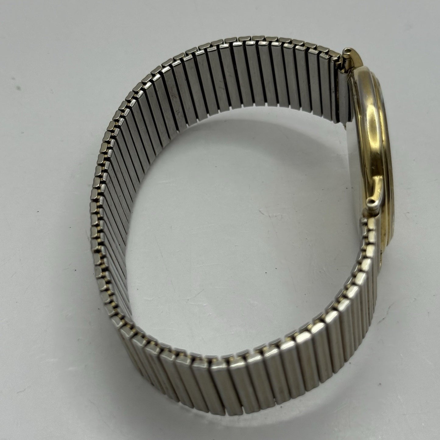 33mm Working Vintage Unisex Citizen Gold Plate Date Dial Expandable Quartz Watch