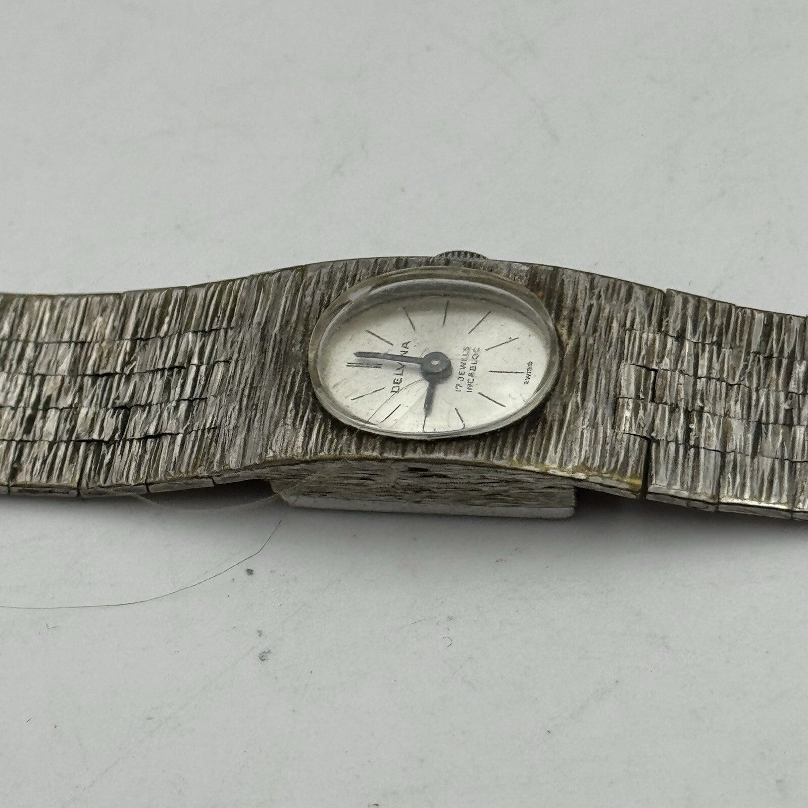 15mm Ladies Delvina Silver Tone Swiss Manual Wind Vintage Watch NON WORKING