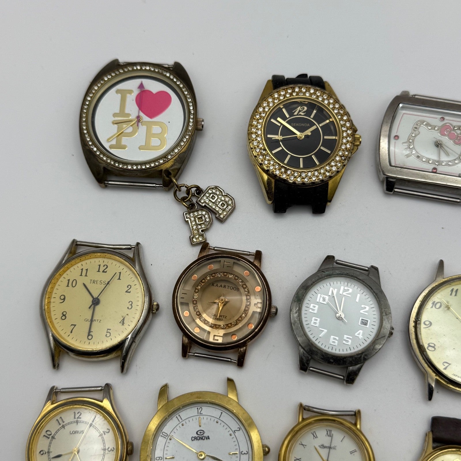 Bundle Of 16 Quartz Watches Modern / Vintage Untested Parts / Repair / Crafts