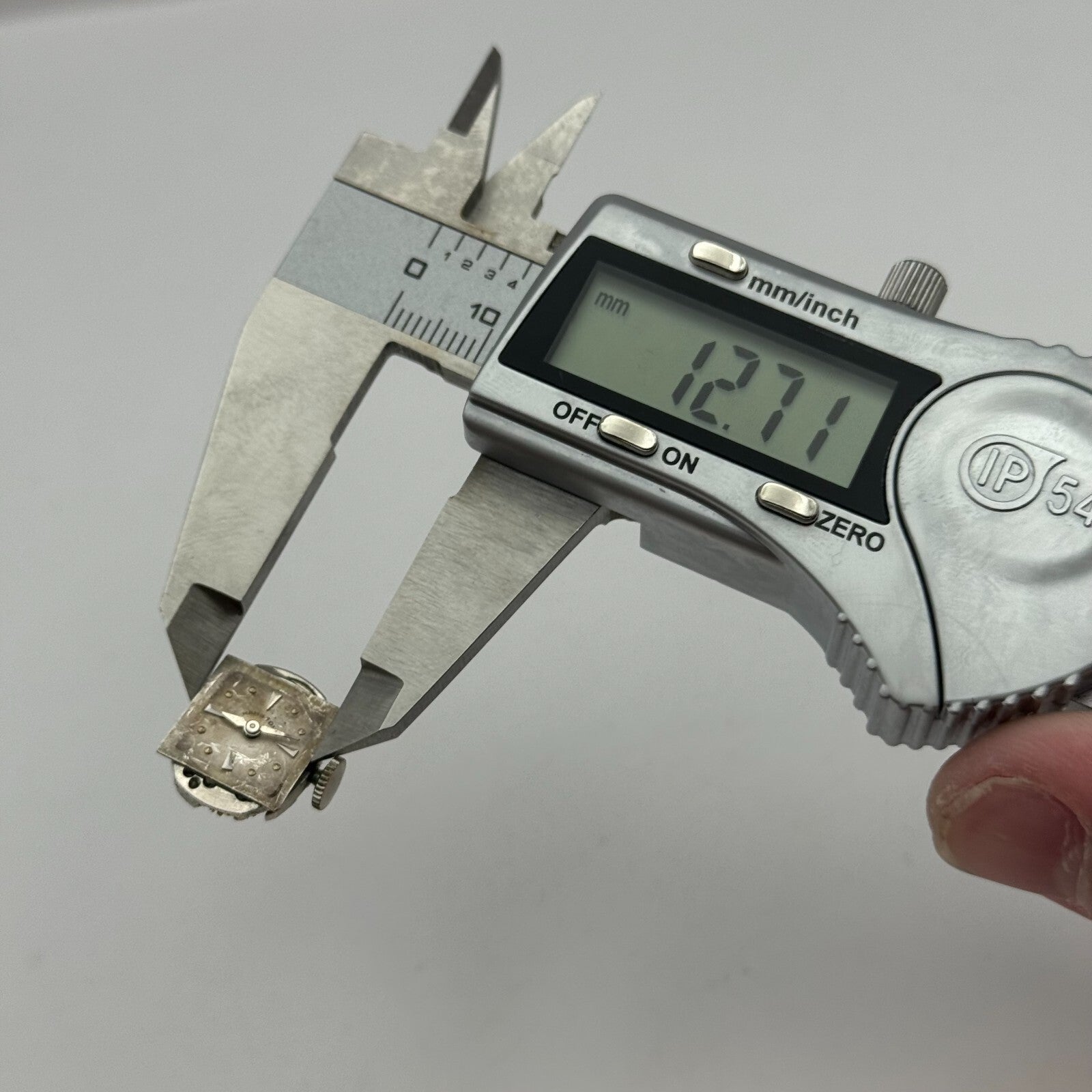 12.7mm Ladies Hamilton Cal 757 Manual Wind 22 Jewels Swiss Watch Movement PARTS