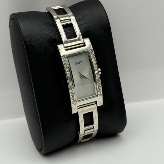 Working Oasis Ladies Silver Tone Panel Bracelet 16mm Quartz Watch New Battery