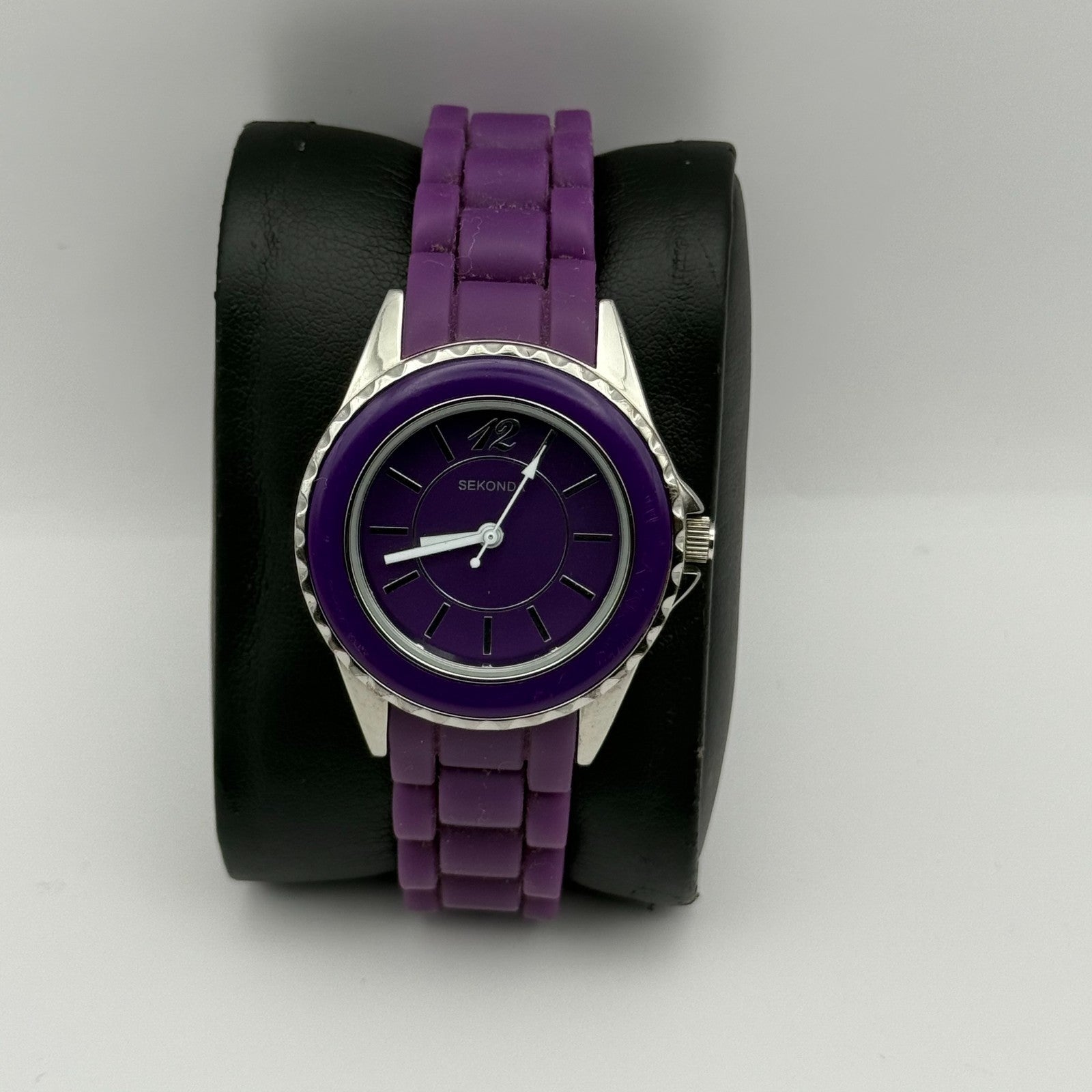 Sekonda Ladies Quartz Watch Purple Dial & Strap Working 32mm New Battery