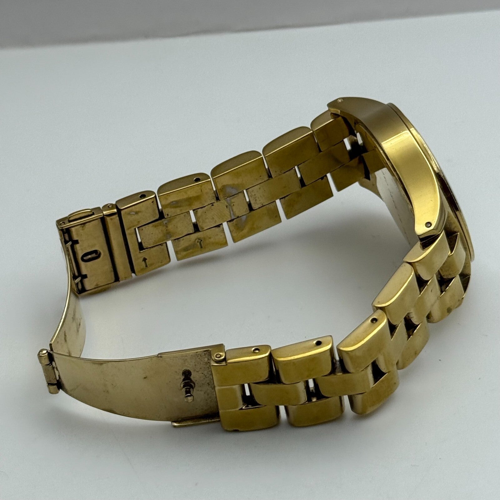 39mm Working Ladies Marc By Marc Jacobs White Date Dial Quartz Watch 5.25 Inches