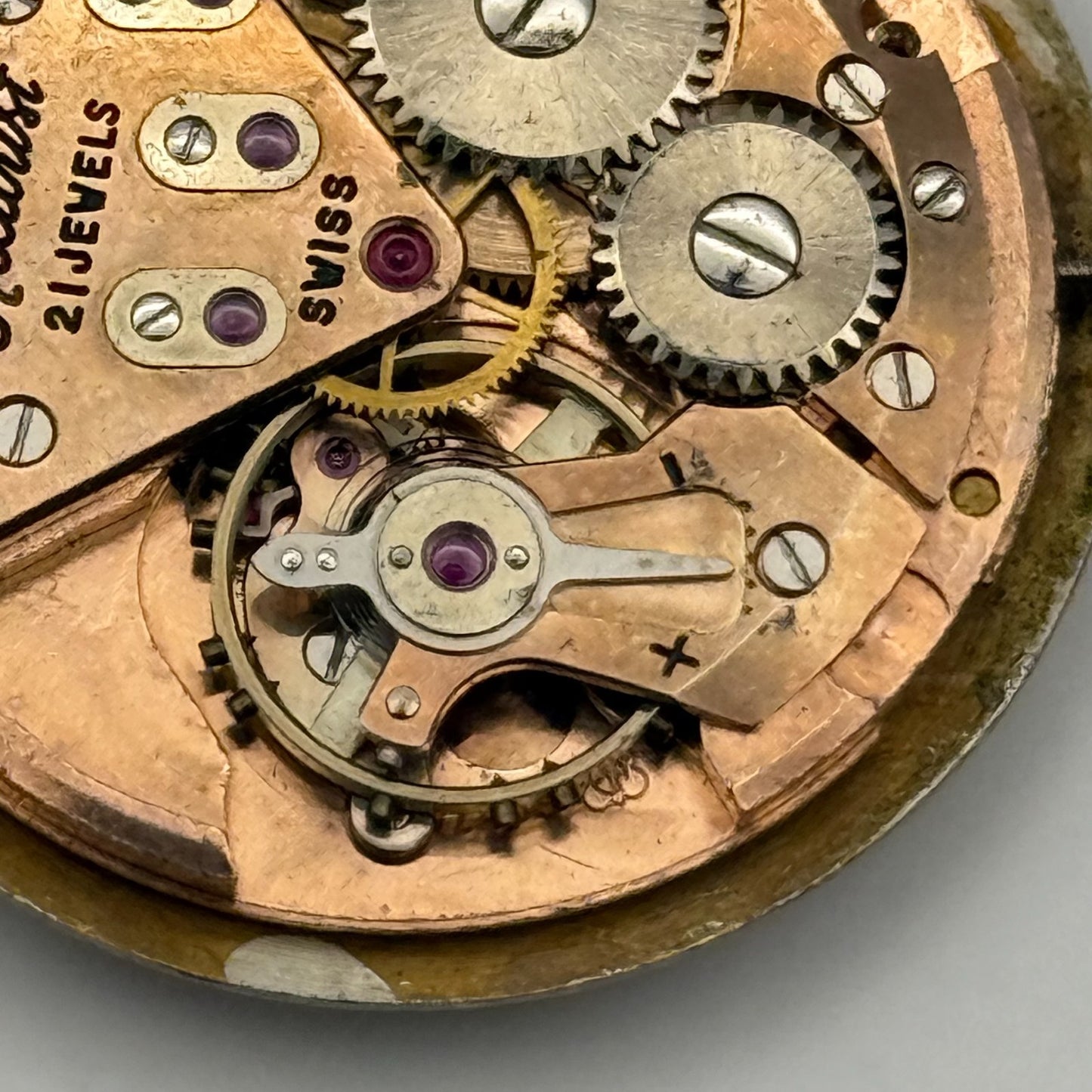 ETA 2409 Watch Movement Running Accurist Date Manual Wind Vintage Parts 25.8mm