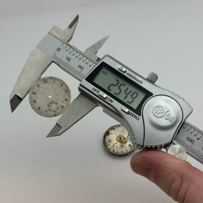 27.3mm Mens Unidentified 15 Jewels Trench Watch Movement Manual Wind Swiss PARTS