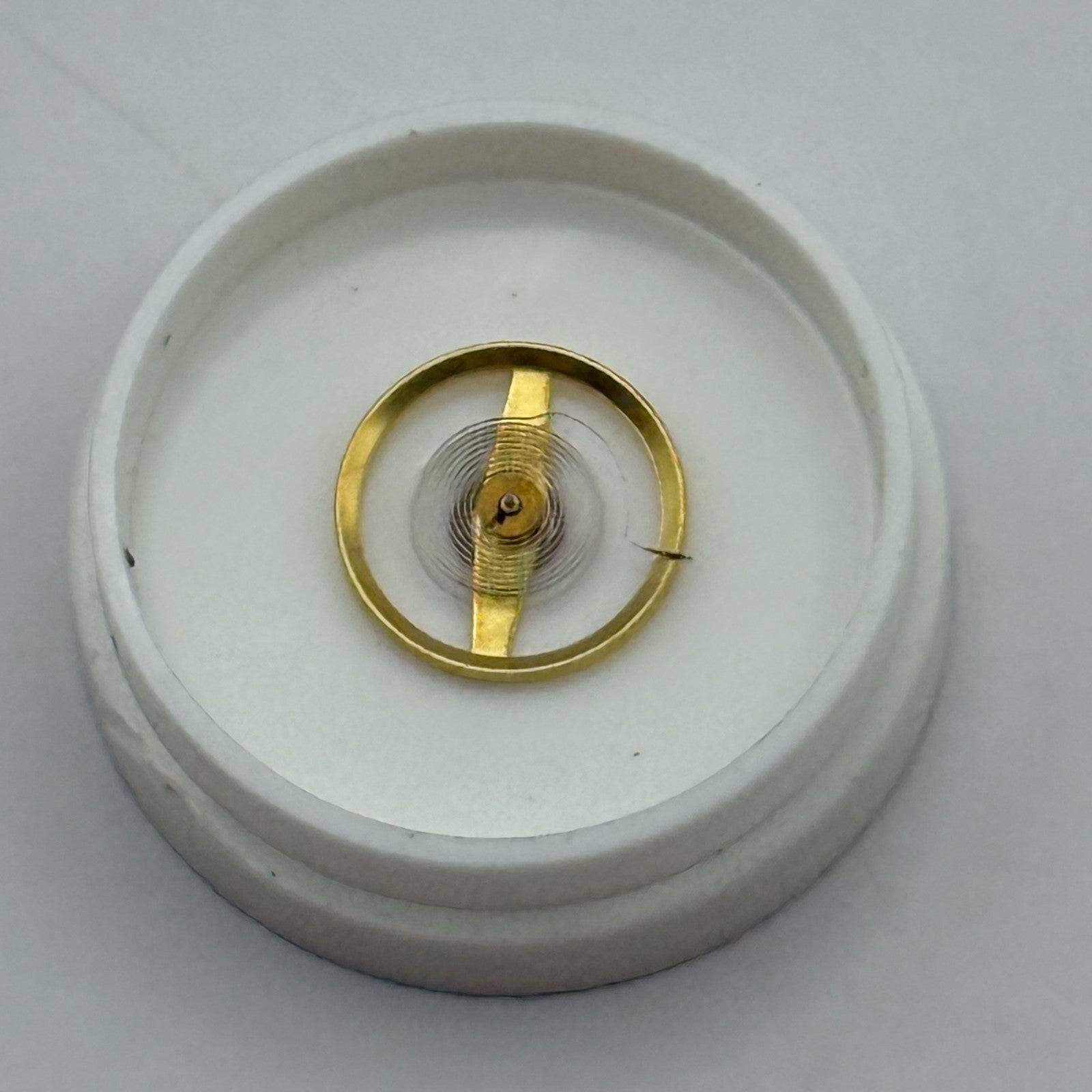 BFG 927 Balance Wheel Complete And Spring  6¾-8’’’ 1512 M Watch Movement Parts 