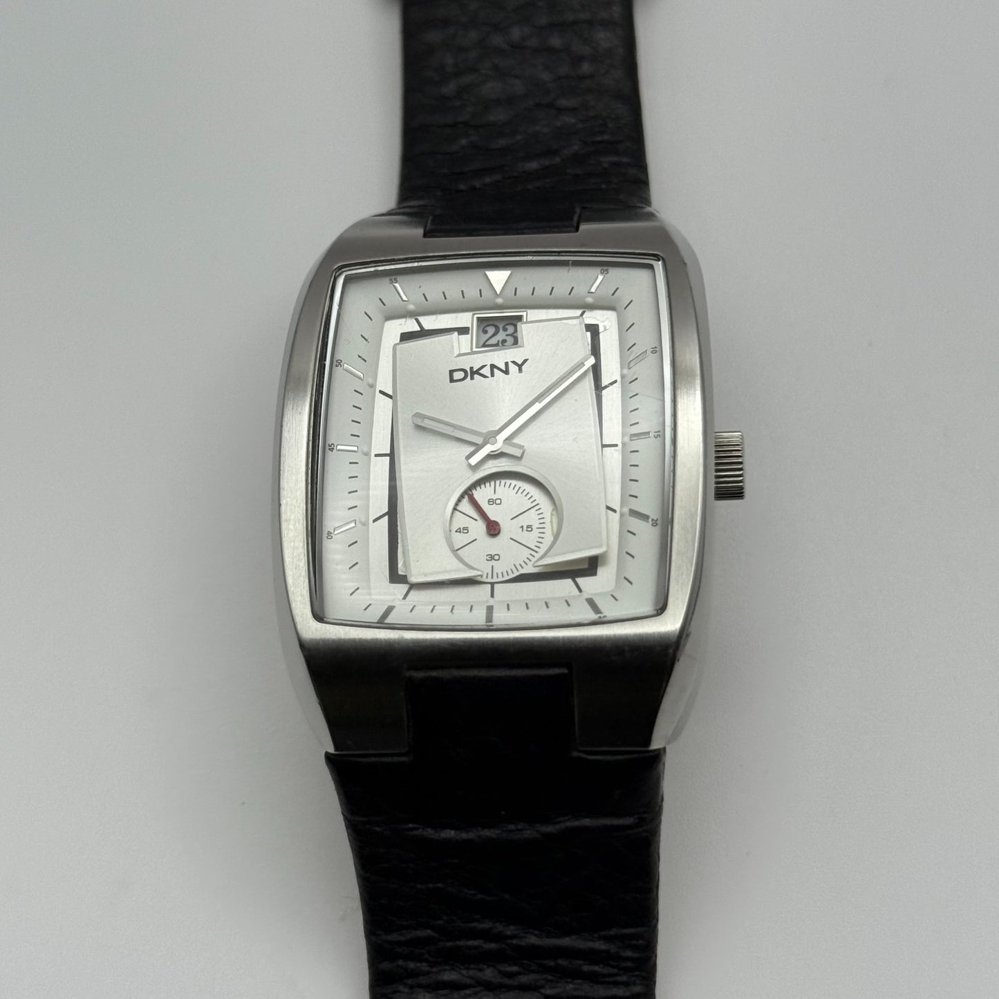 DKNY NY-1316 Quartz Watch Date Dial Black Leather Strap 34mm PARTS REPAIR