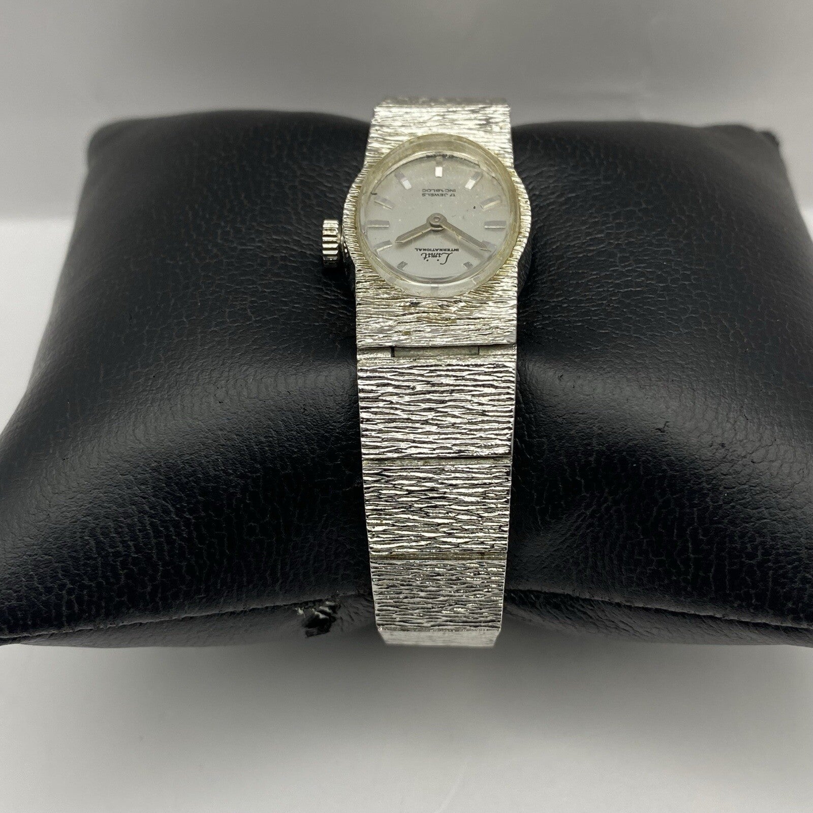 17mm RUNS BUT STOPS Vintage Limit Beautiful Ladies Silver Tone Bark Affect Watch