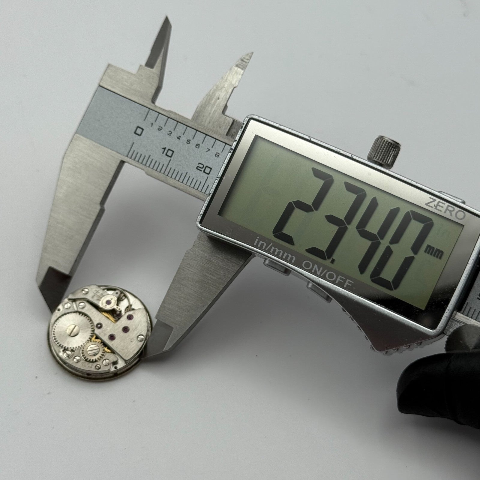 FHF 70 Watch Movement H Samuel Manual Wind Vintage Swiss Parts Repair 23.4mm