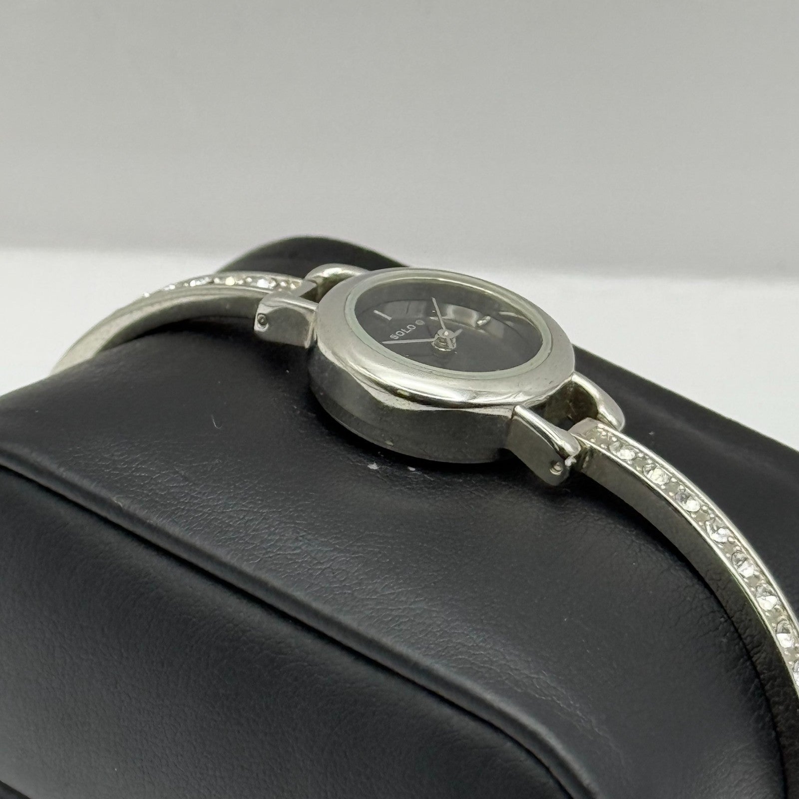 Solo Ladies Quartz Watch Black Dial Rhinestone Accents Bracelet Working 19mm