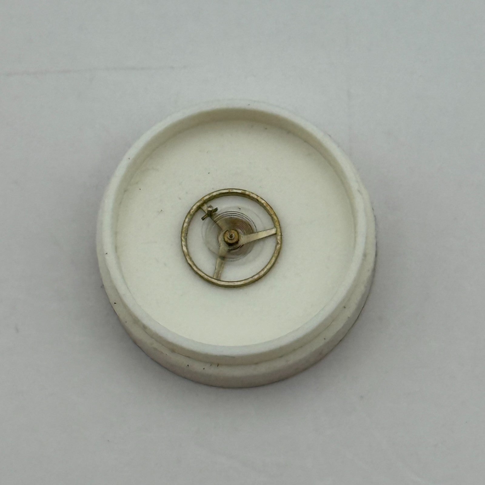 AS 976 1012 Balance Wheel Complete And Spring  532 M Watch Movement Parts 