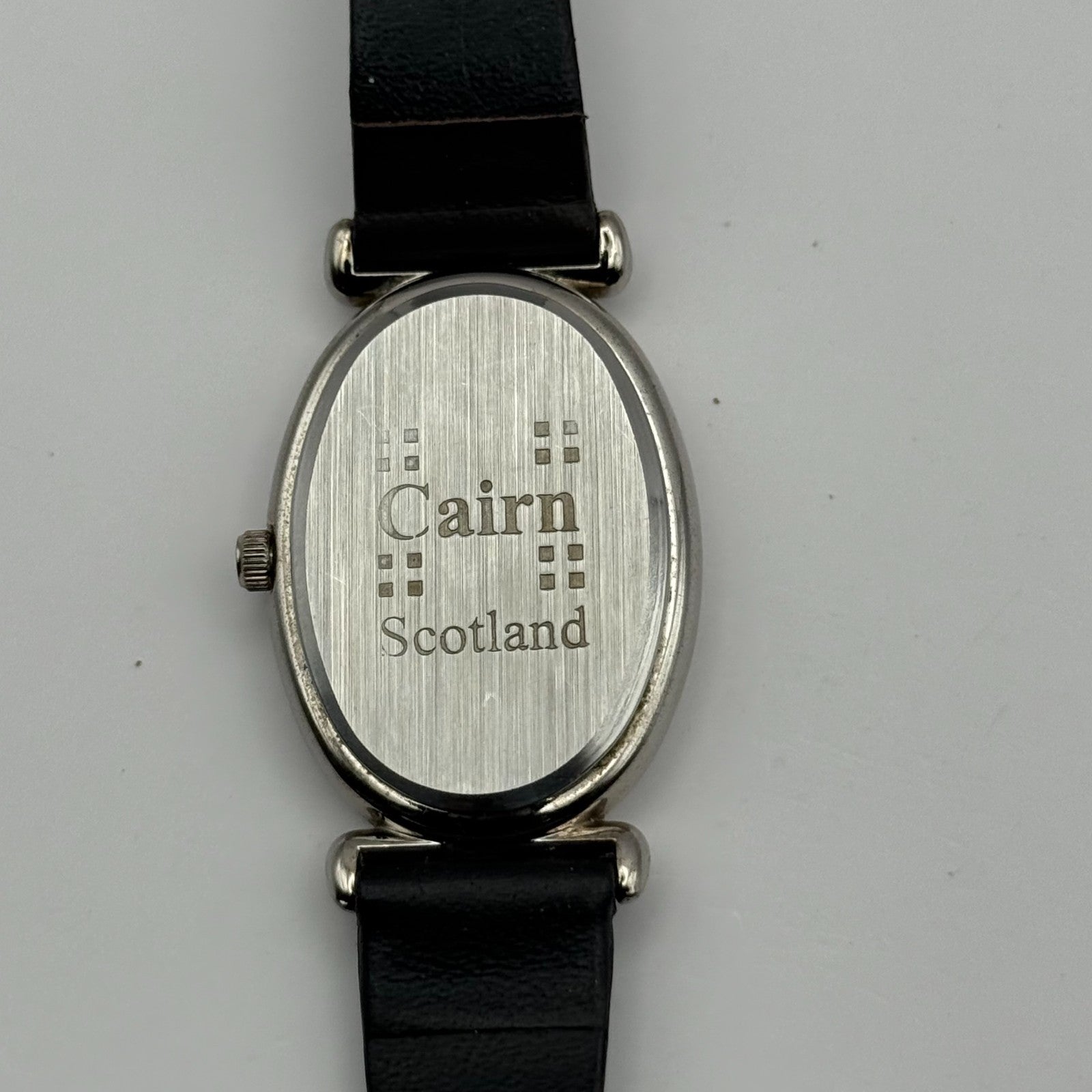 Cairn Scotland Ladies Quartz Watch MOP Dial Brown Leather Strap Working 24mm