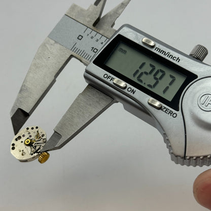 12.9mm Ladies Glashutte GUB 09-20 Manual Wind Watch Movement Swiss Vintage PARTS