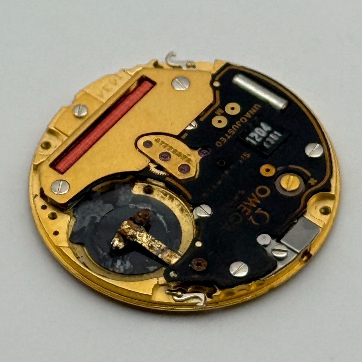 Omega 1434 Quartz Watch Movement 6 Jewels Swiss Vintage Parts Repair 23.8mm