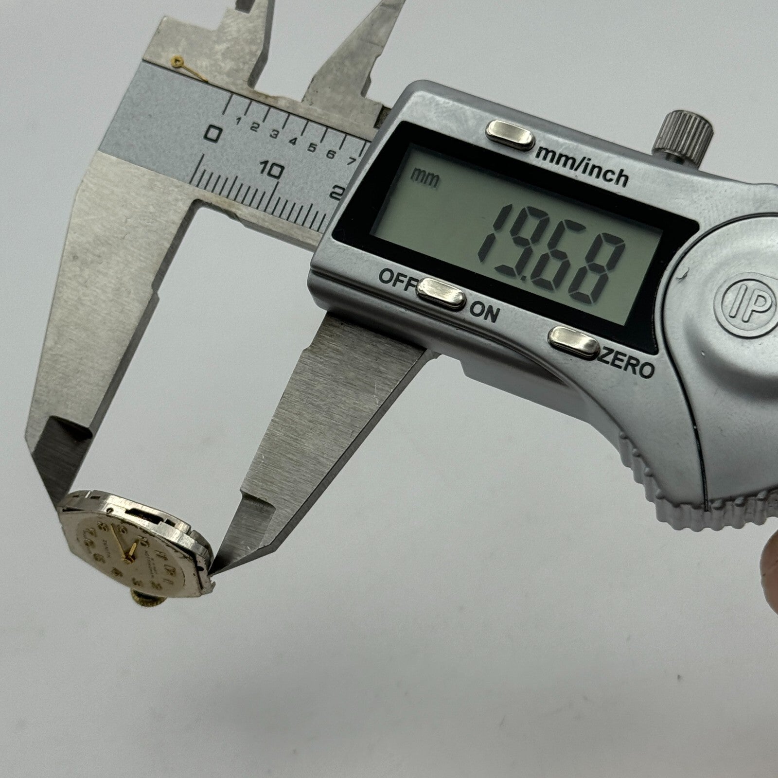 12.8mm Ladies Zenith Cal 525 W H May Nottingham Manual Wind Watch Movement PARTS