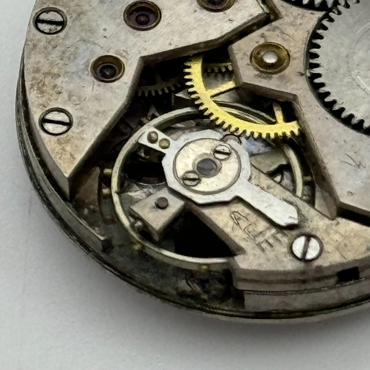 23.6mm Unidentified Balance Intact Trench Watch Movement Manual Wind Swiss PARTS