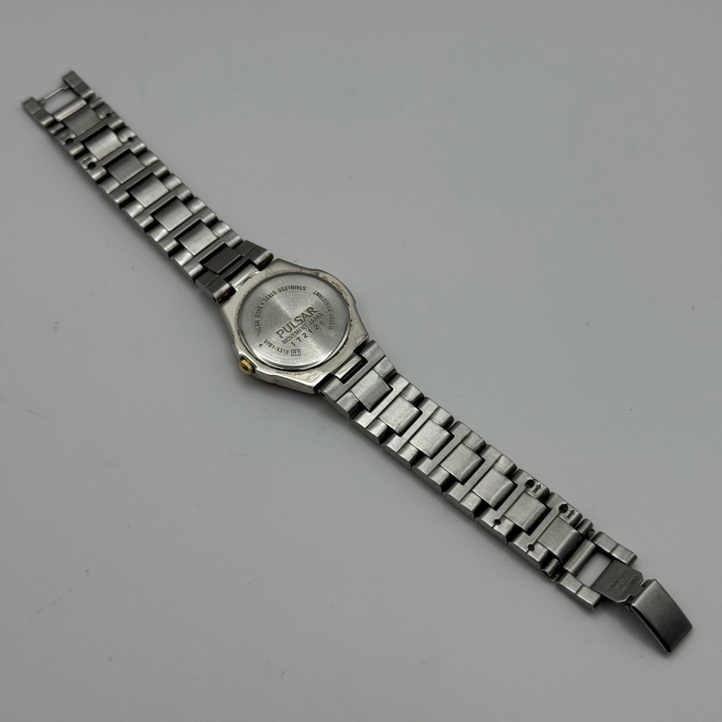 Vintage Pulsar Quartz Watch V701-X316 Two Tone Bracelet Working New Battery 27m