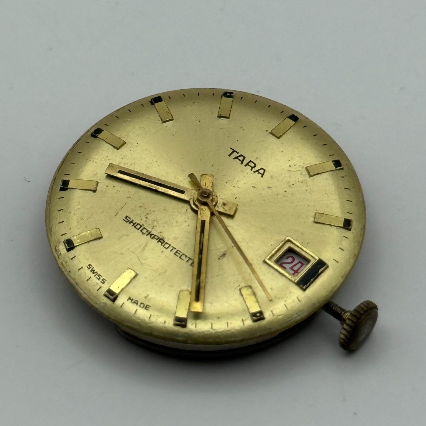 EB 8800 Watch Movement Tara Date Manual Wind Vintage Swiss Parts Repair 26.9mm